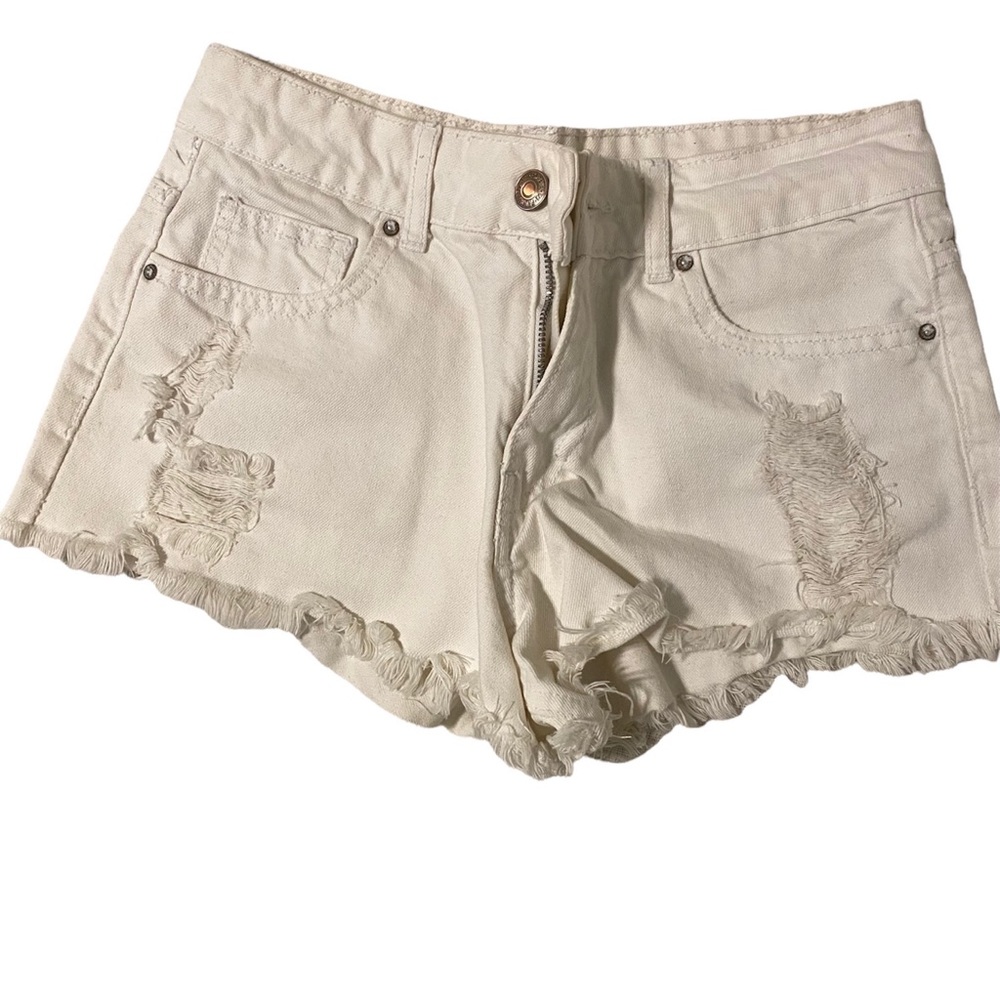 White fringe hem denim shorts